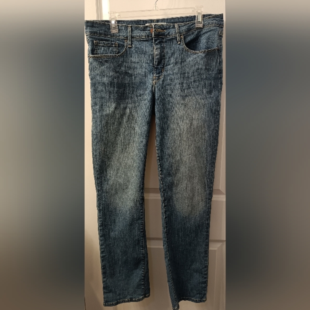 Levi's Women's Denim Jeans Size 12 - Picture 2 of 7